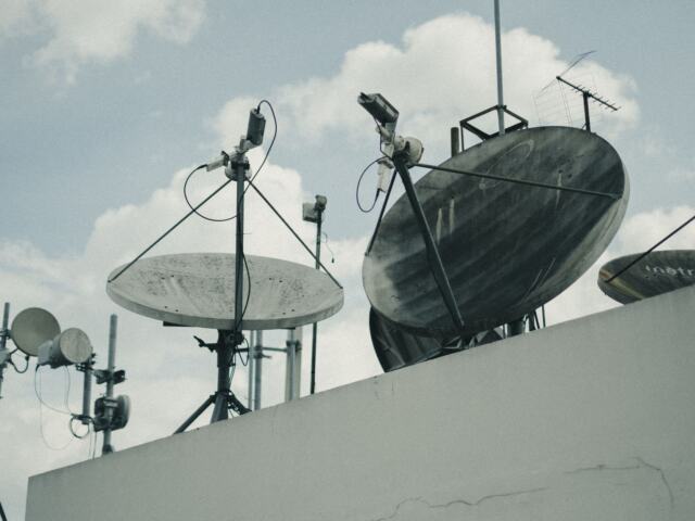 How Blockstream Satellite Works